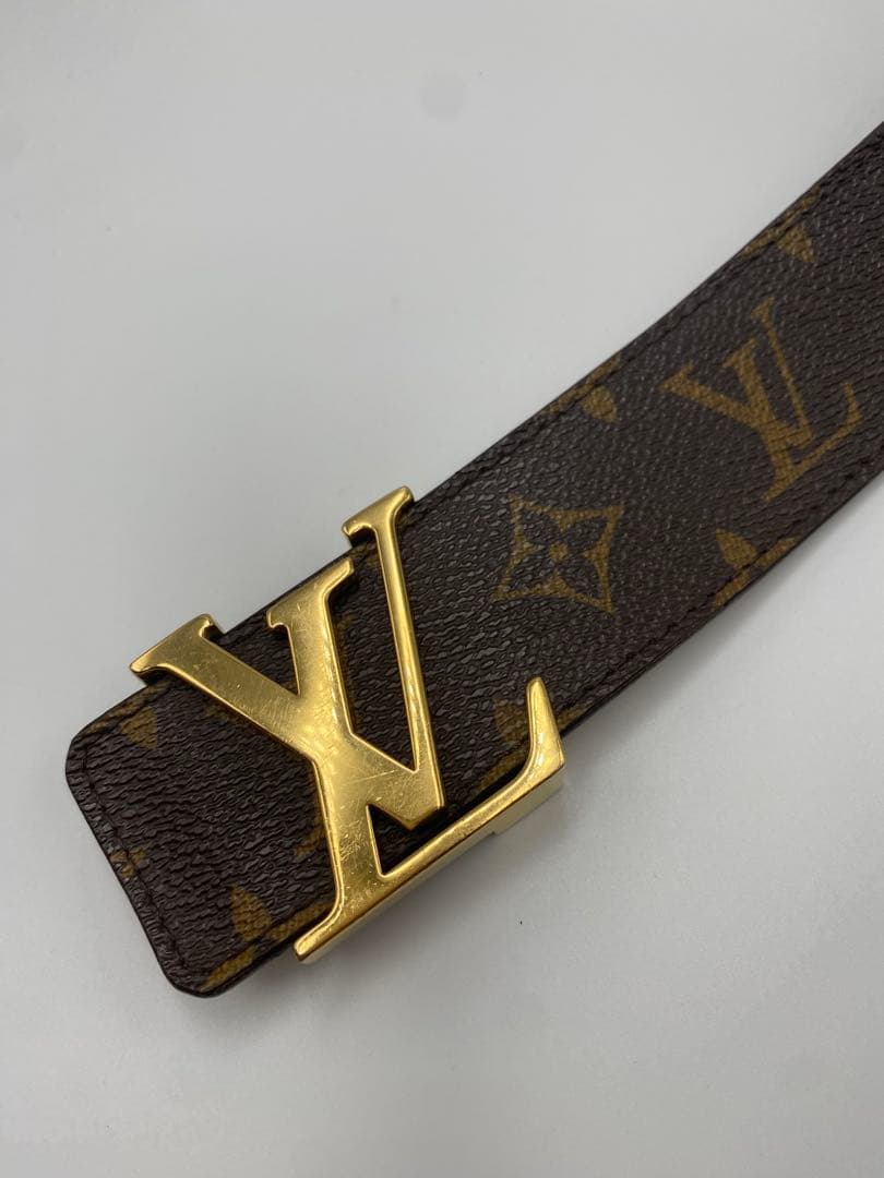 ルイ・ヴィトン ベルト モノグラム サンチュール LVイニシャル M9608