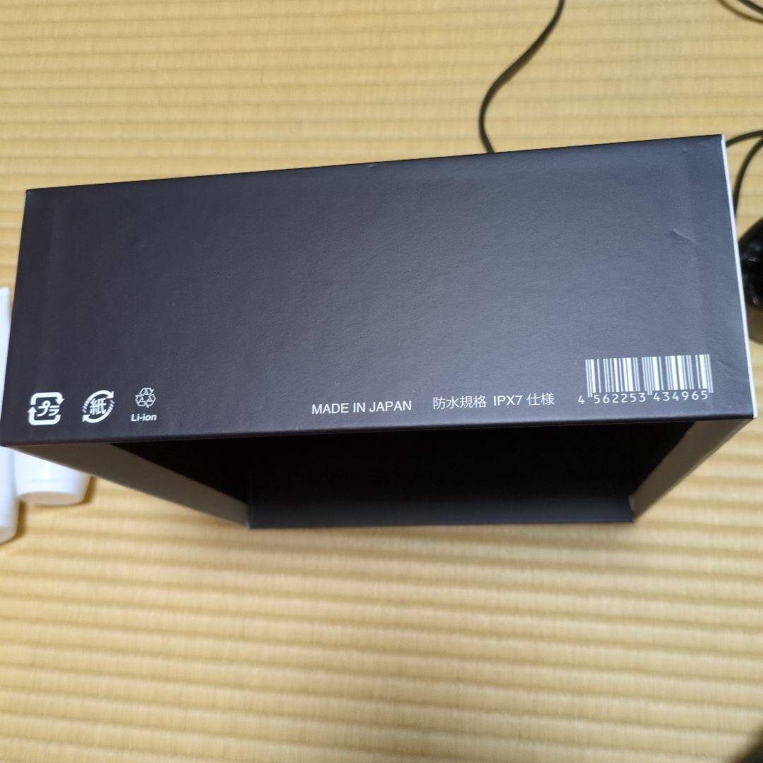 パイラナイト　美顔器　体にも　防水　ラジオ波とEMS ジェル付　リンクス