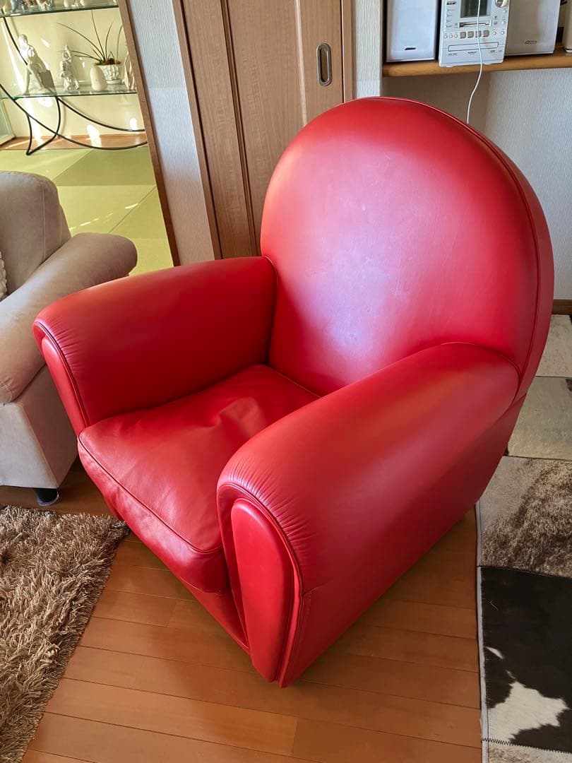 ポルトローナフラウ　1人掛けソファー