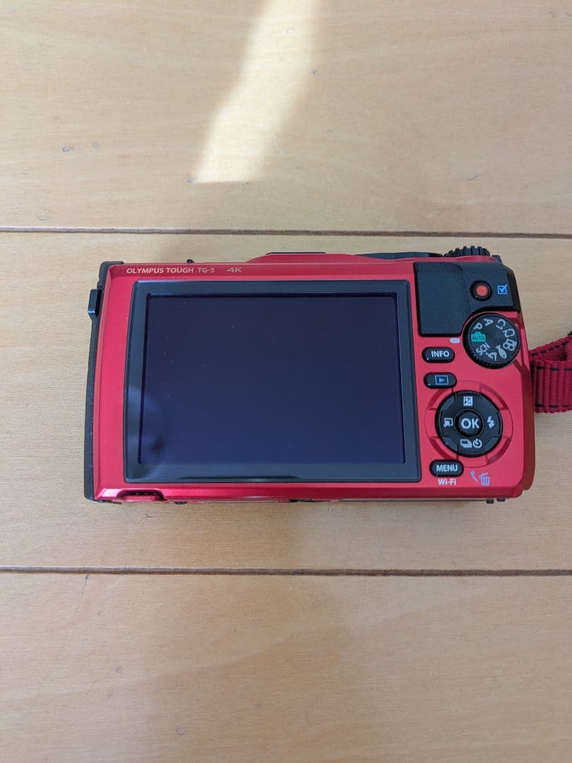 OLYMPUS Tough TG-5 防水デジタルカメラ