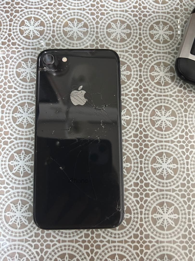 Apple iPhone 8 ブラック ジャンク品