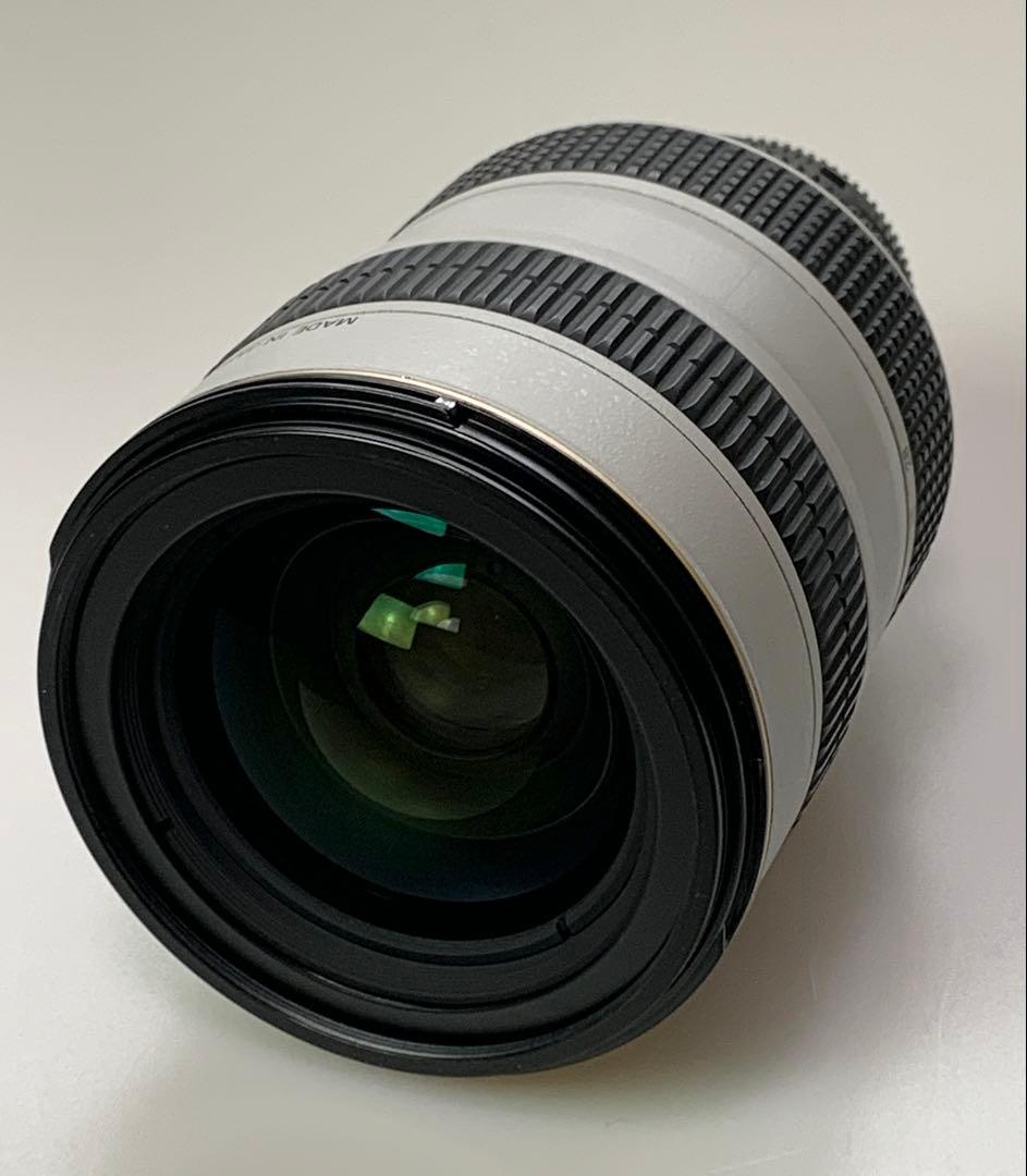 Nikon F5, f2.8 28mm-70mm, 80mm-200mm セット