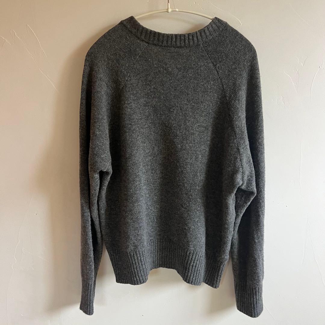 Bogen ボーゲン グレー セーター オジサン顔