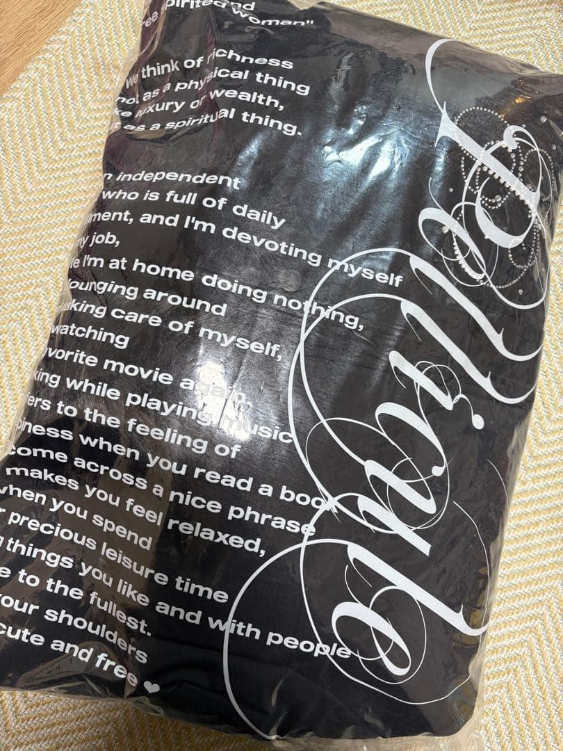 PELLICULE ペリキュール motif puffer coat Black