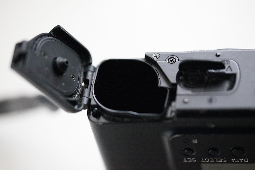 CONTAX Tix コンパクトフィルムカメラ Q621