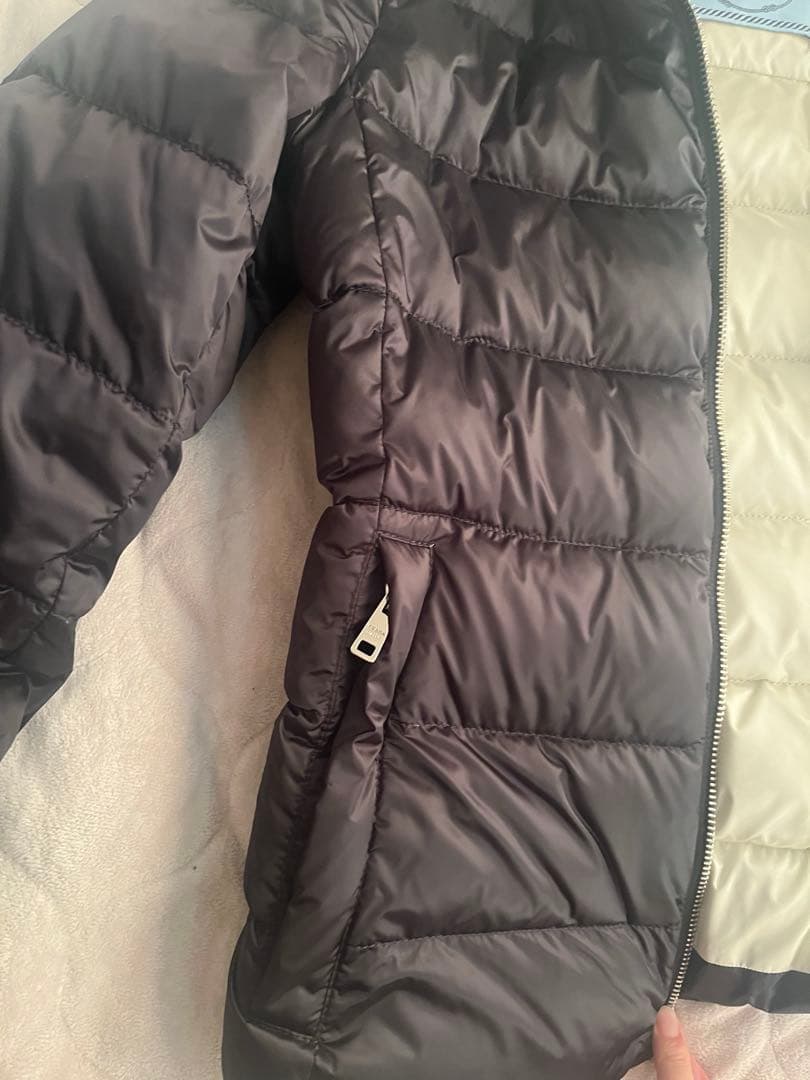 A*N様 プラダ　ブラック ダウンジャケット