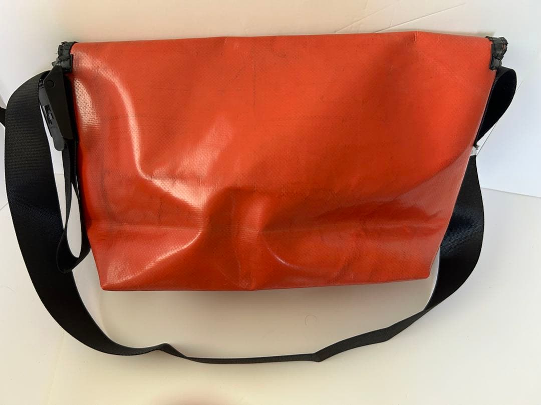 FREITAG メッセンジャーバッグ オレンジ