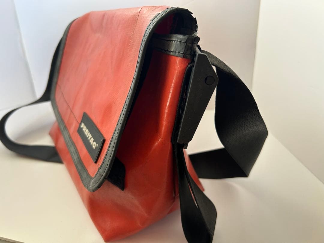 FREITAG メッセンジャーバッグ オレンジ