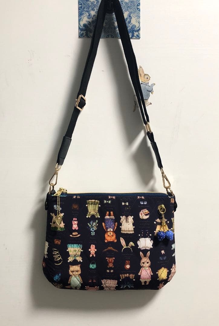 1954.ハンドメイド　キルト生地ファスナーバッグ(大) フランシュリッペ