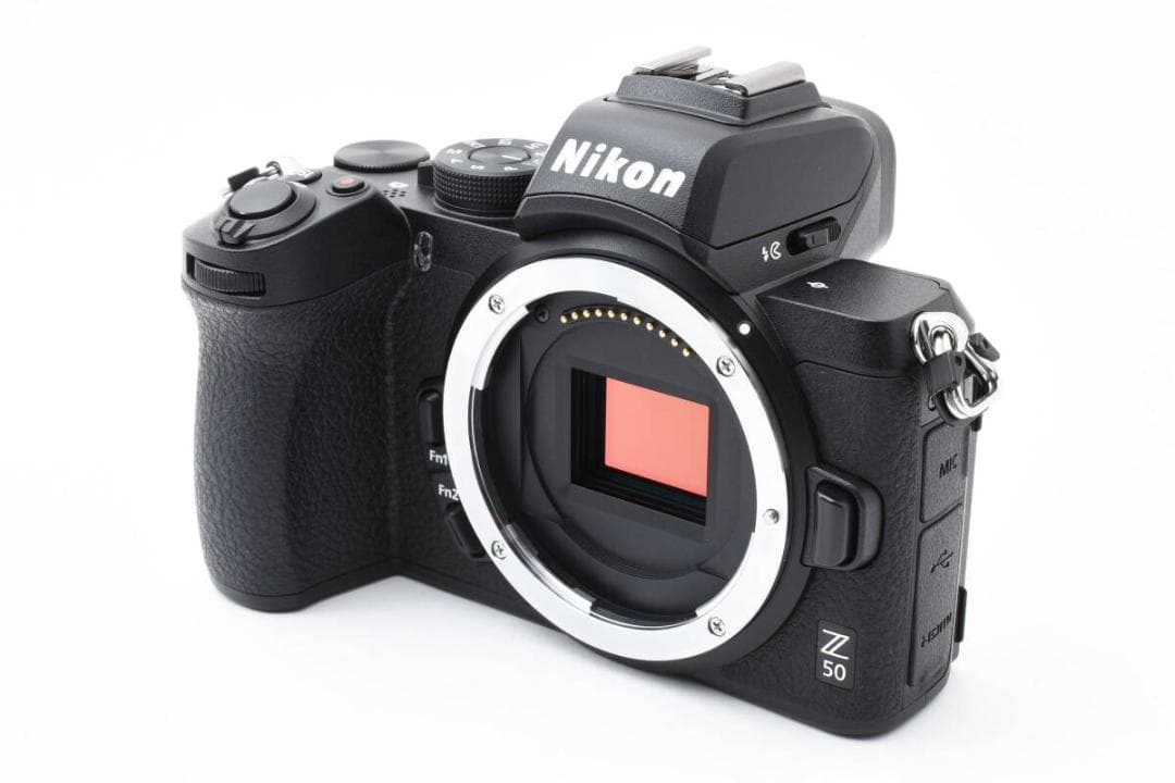 超美品 Nikon Z 50 20.9MP ミラーレス デジタルカメラボディ