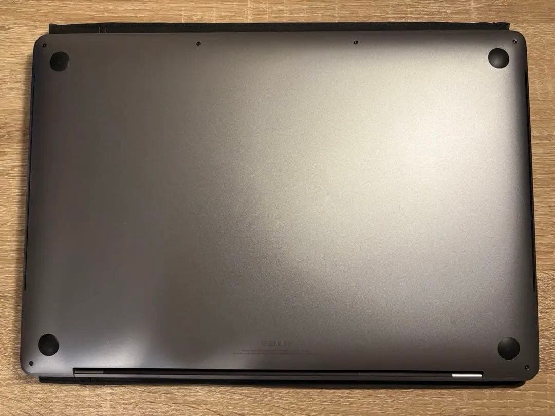 Macbook Pro 2019 16インチ スペースグレイ i9 1TB