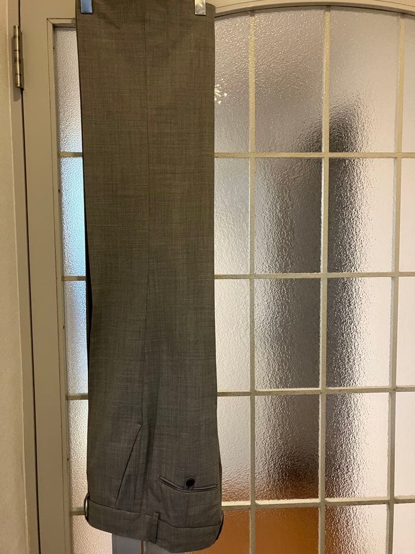 Theory セオリー　日本製。サイズ0（S- M）グレー　パンツスーツ　未使用