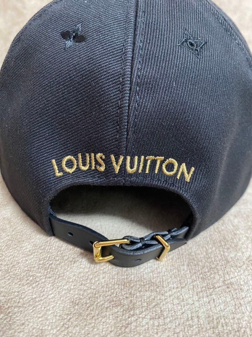 LOUIS VUITTON ブラックキャップ