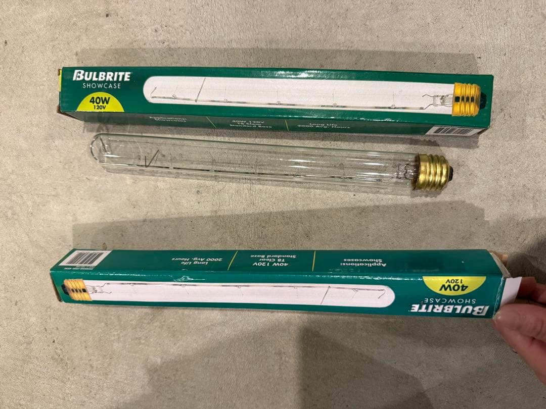 ピーターアイビー　Peter Ivy ライト　電球新品2つ付けます！