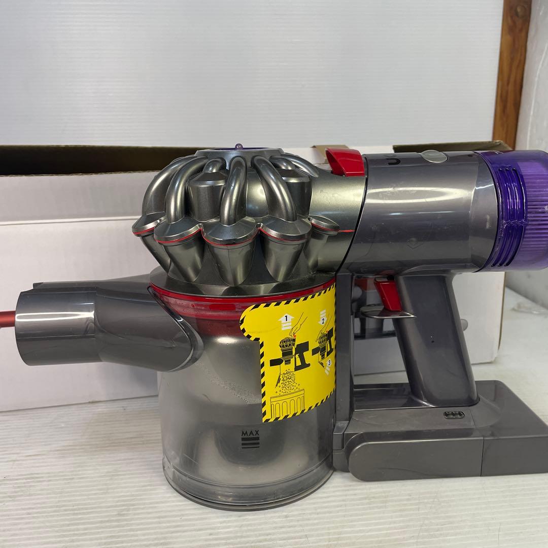 ダイソンV8 slim fluffy+ フルセット