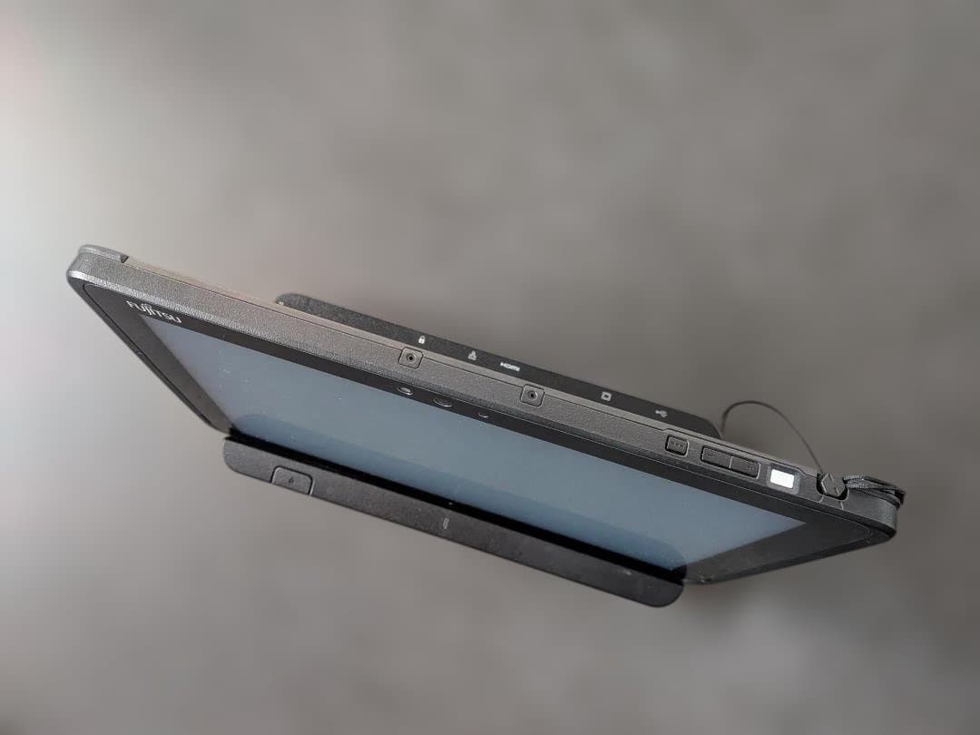 Arrows Tab Q509/VE Windows11 Pro クレードル付き