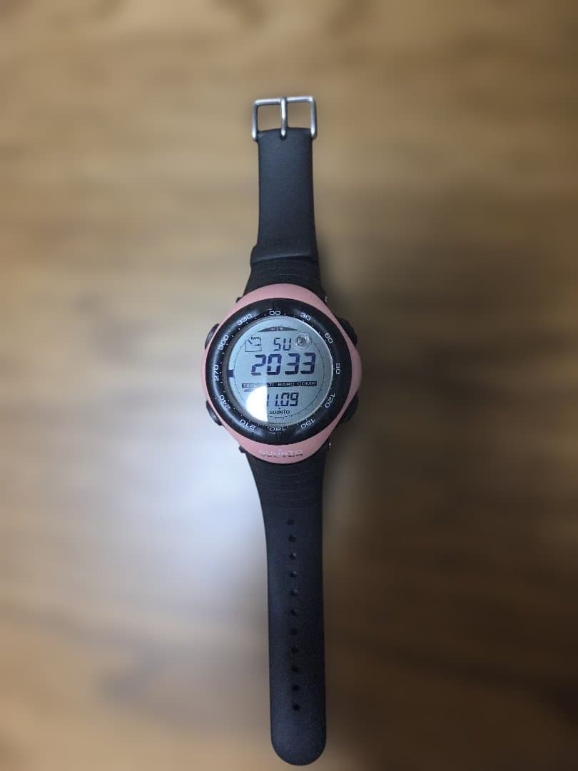 SUUNTO VECTOR スント 【ピンク】