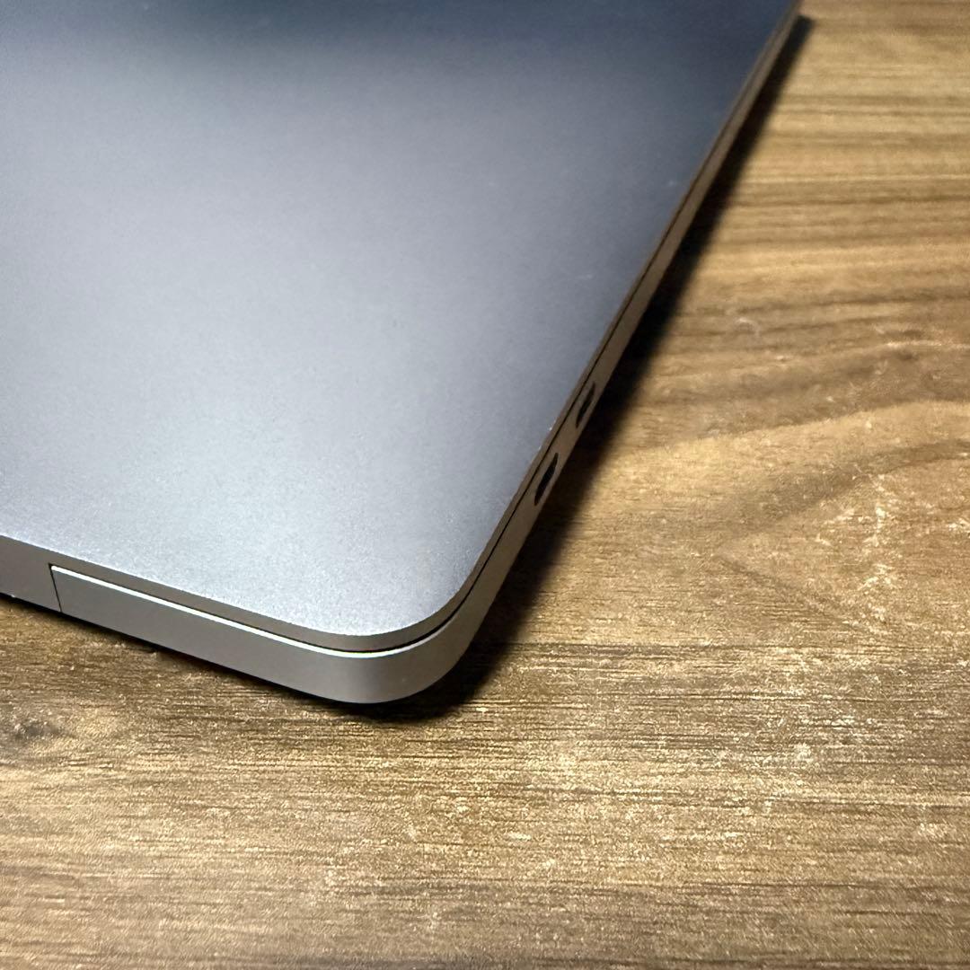 MacBook本体 MacBook Pro Intel /i9/32GB/1TB/5500M