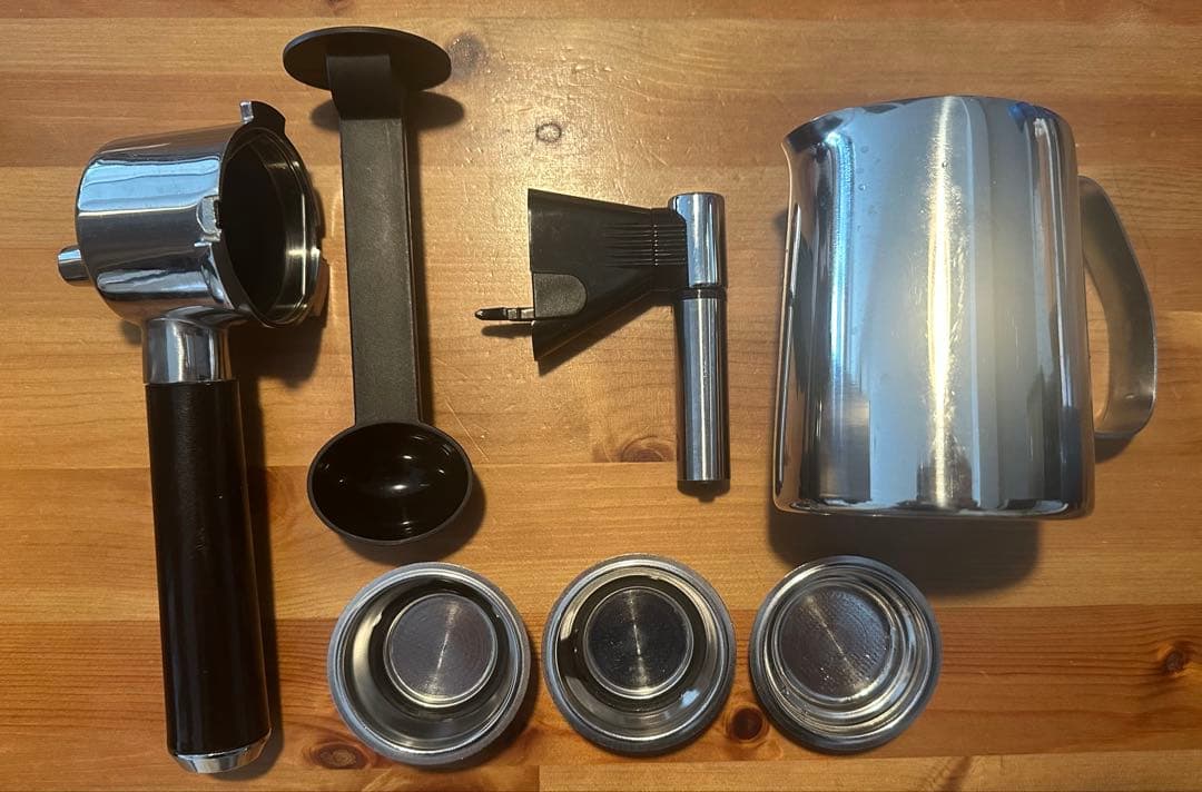 m*n様 DeLonghi デロンギ コーヒーメーカー 自動エスプレッソEC86