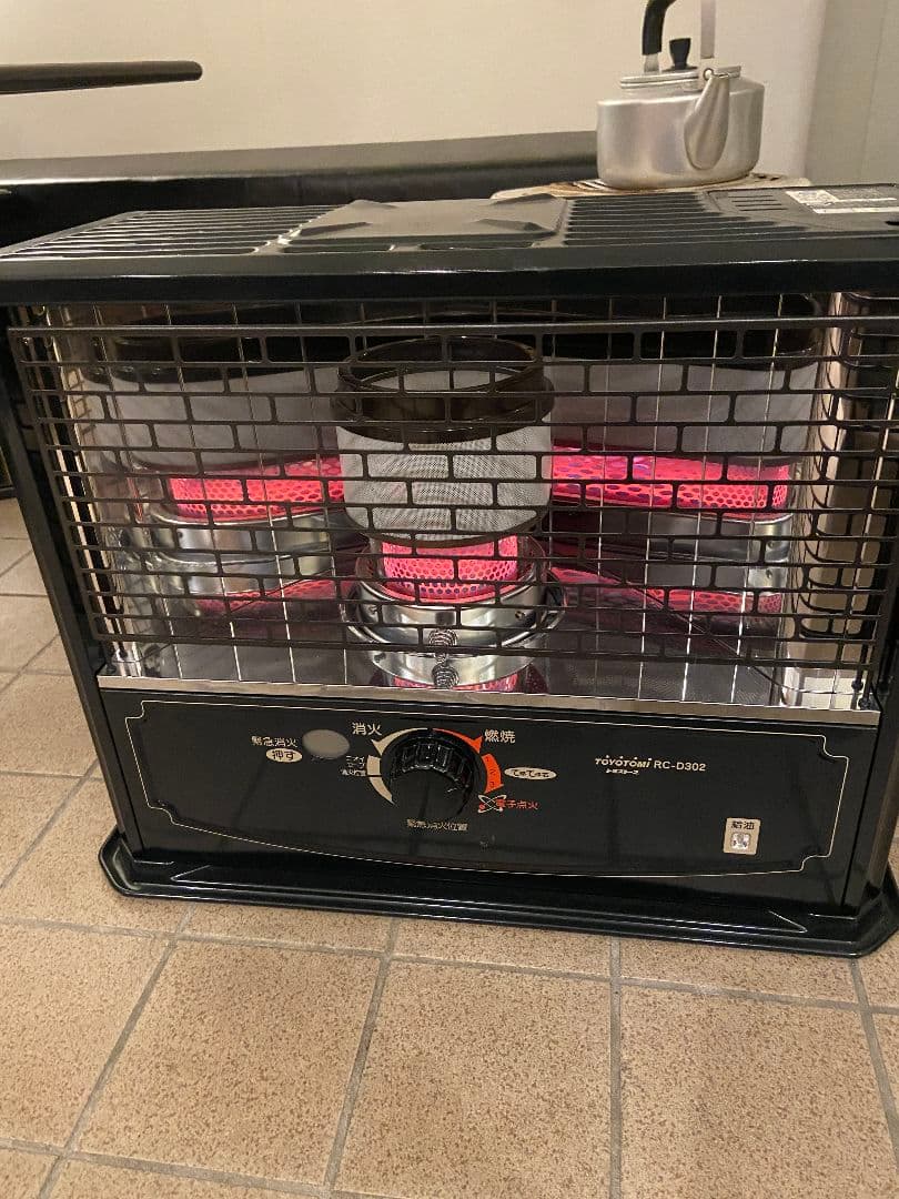 TOYOTOMI RC-D302 灯油ストーブワンシーズンだけ仕様美品長期保管品