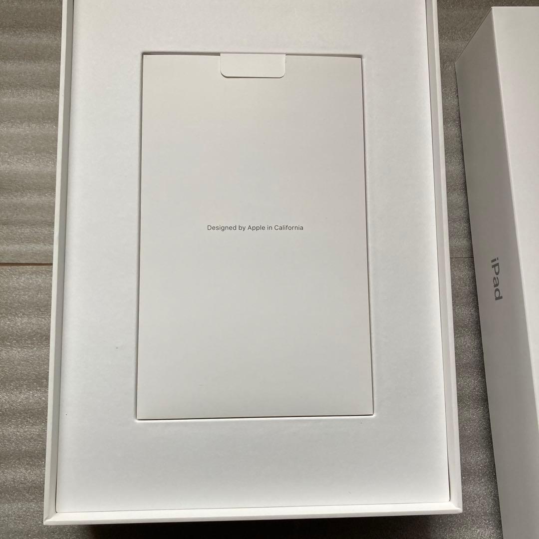 Apple　iPad 10.2インチ 第9世代 64GB シルバー