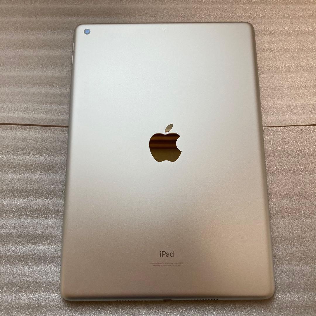 Apple　iPad 10.2インチ 第9世代 64GB シルバー