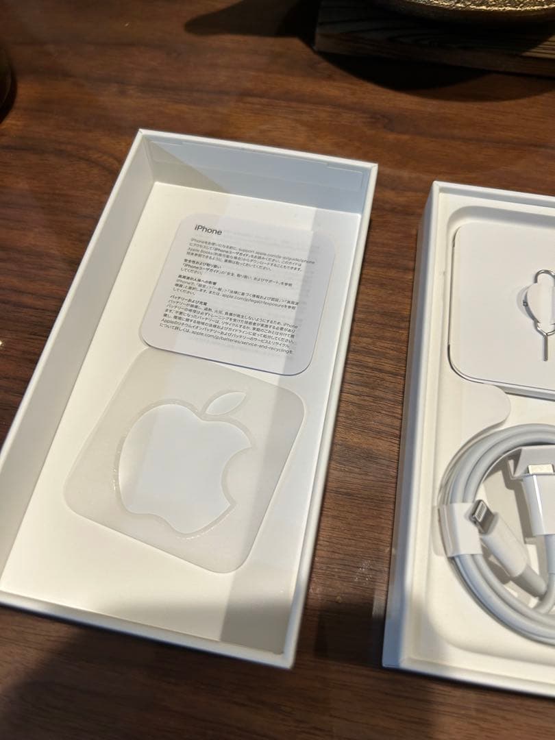 な*ん様 iPhone SE（第3世代）64GB ブラック バッテリー89%