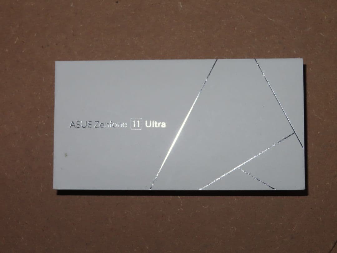 ASUS Zenfone 11 Ultra 本体