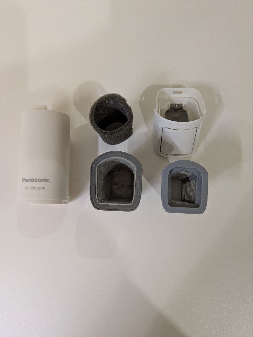 Panasonic スティッククリーナー 品番MC-NS100K 2024年製
