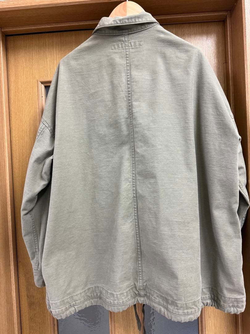 バックサテンミリタリーブルゾン