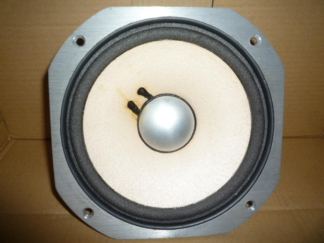 JBL　LE8T　8インチ スピーカー 2個セット