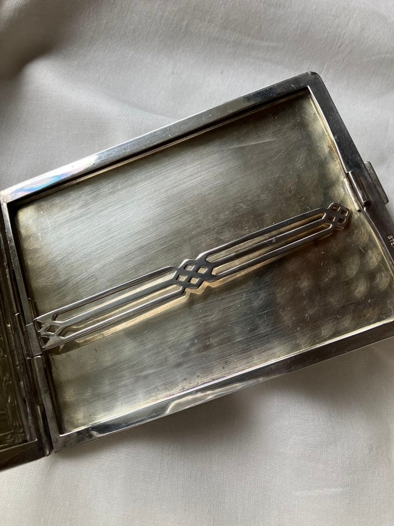 アンティーク　スターリングシルバー製のシガレットケース
