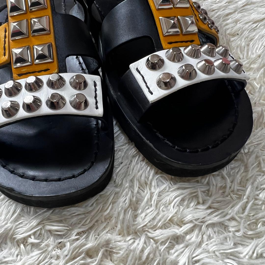 PRADプラダ スタッズ サンダル 38.1/2 (25~25.5くらい)メタル