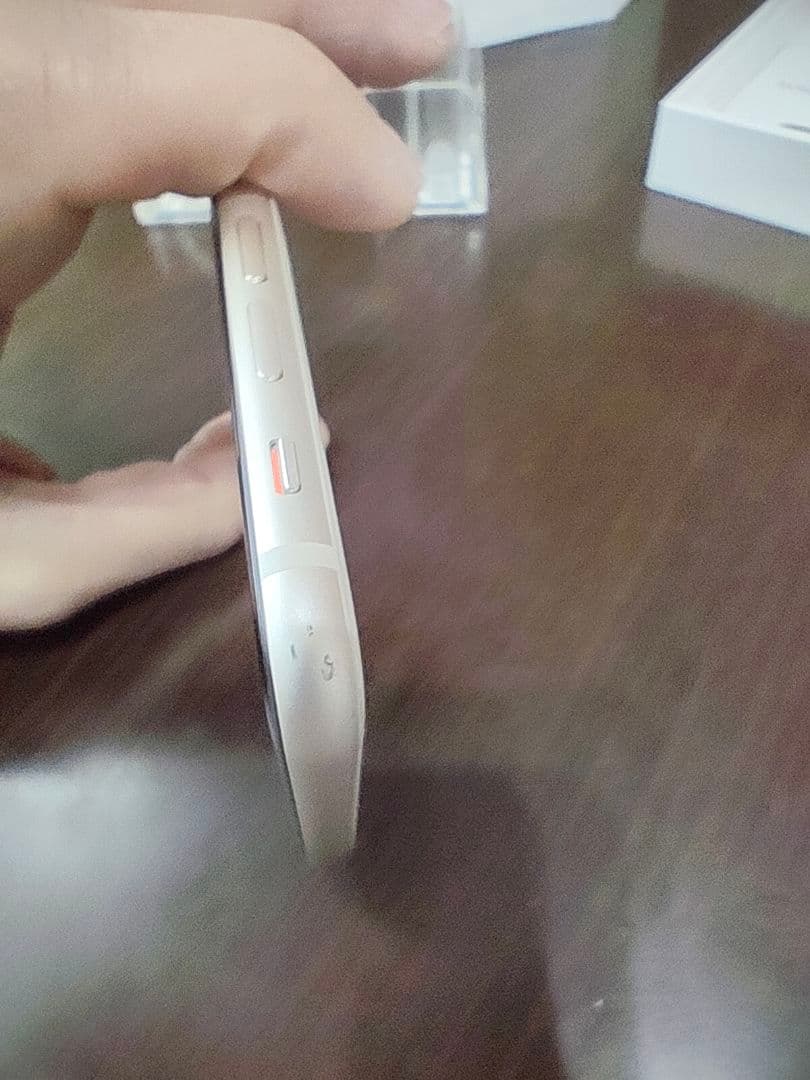 【値下げ】Apple iPhone SE3 64GB