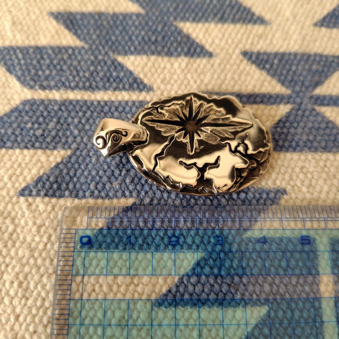 SAAD　シルバートップ　サンシンボル