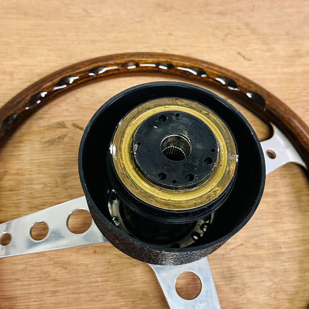 MOMO 159D 10-97 ステアリングホイール 3スポーク