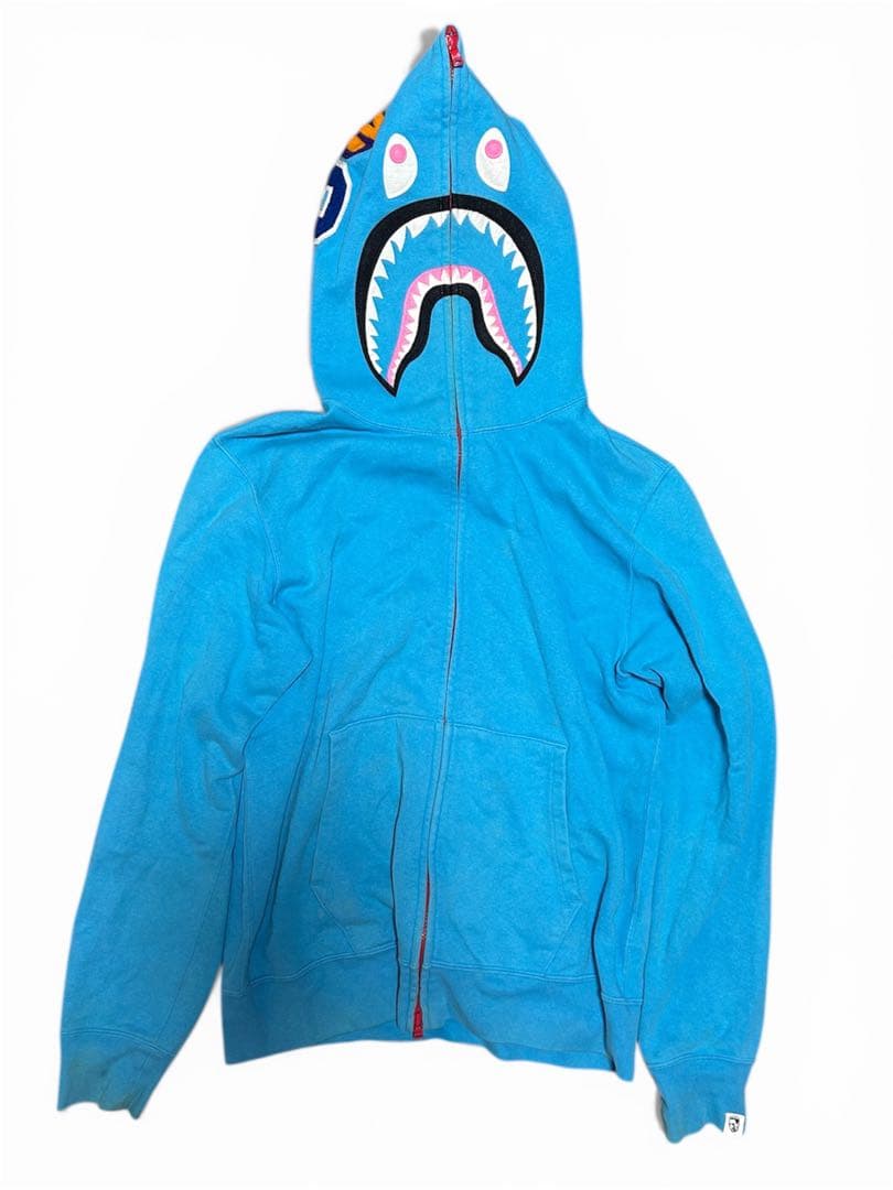 a bathing ape ネオンシャークパーカー ライトブルー　エイプ