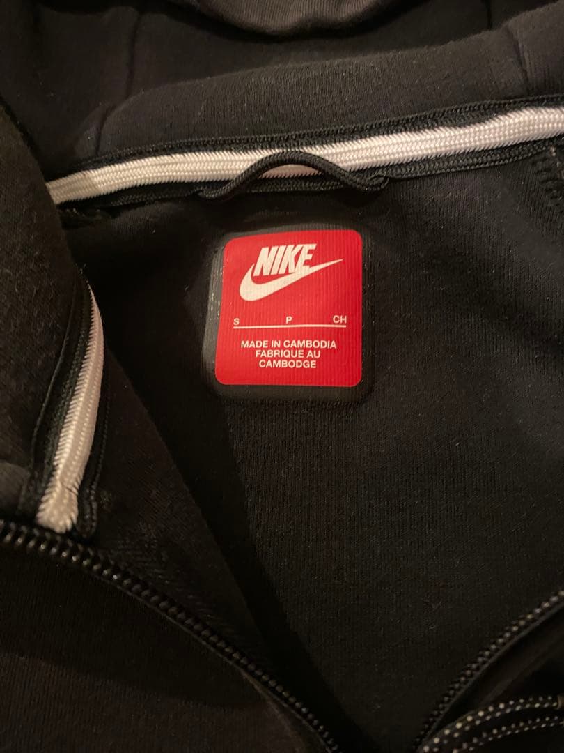 Nike teck fleece black （s）
