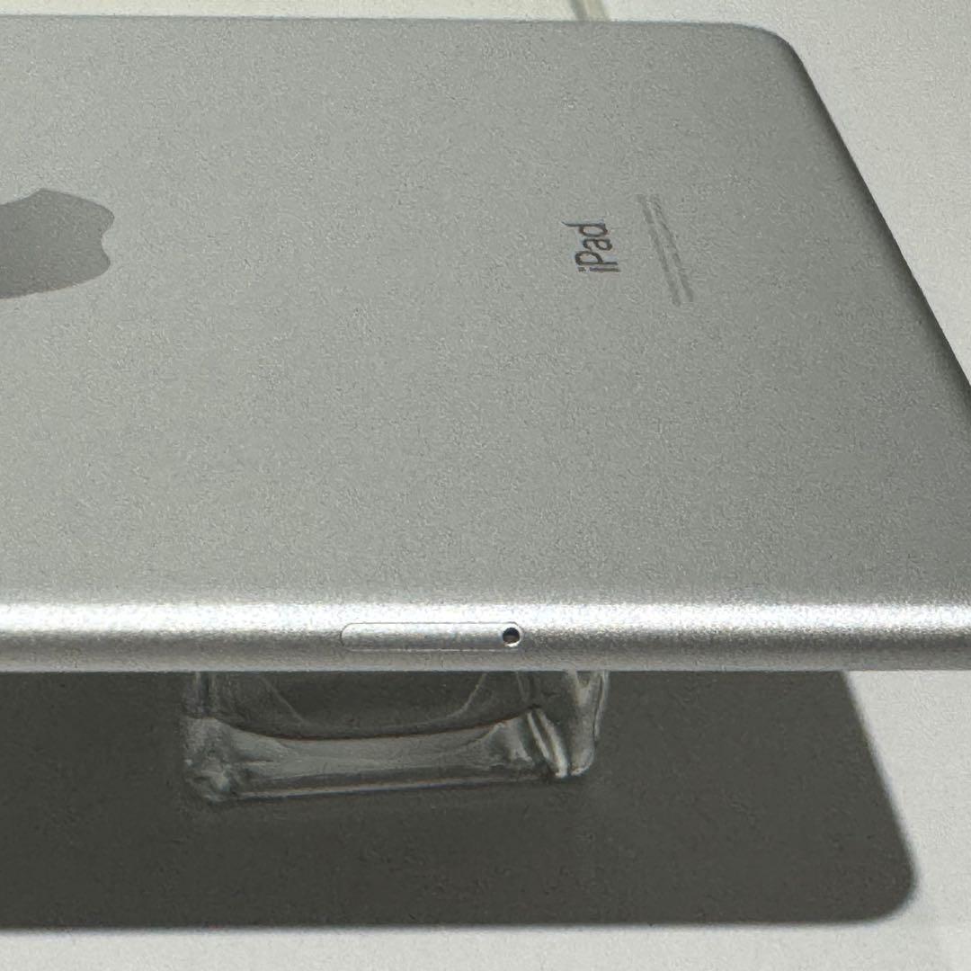 ★美品★iPad mini5 WiFi+Cellular 256GB BT89％