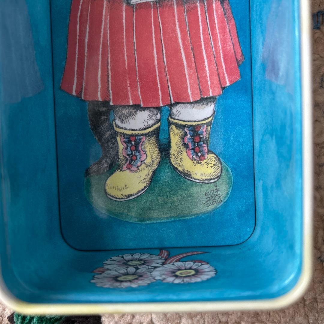 ヒグチユウコさんイラスト ホルベインブリキ缶