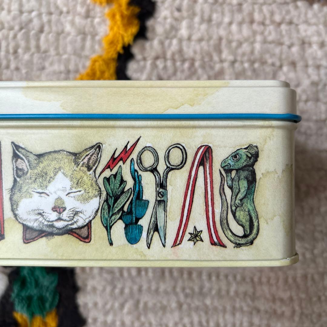 ヒグチユウコさんイラスト ホルベインブリキ缶