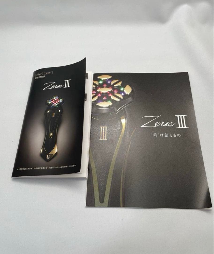 【美品】ARTISTIC&CO. ZeusⅢ -ゼウスⅢ /美顔器/アリーヴォ