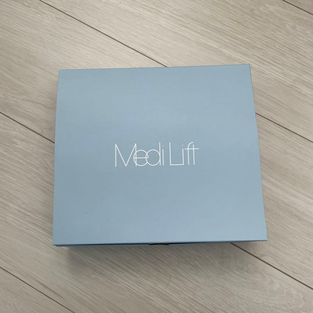 ヤーマン　YA-MAN メディリフト　美顔器 小顔矯正　ems マスク