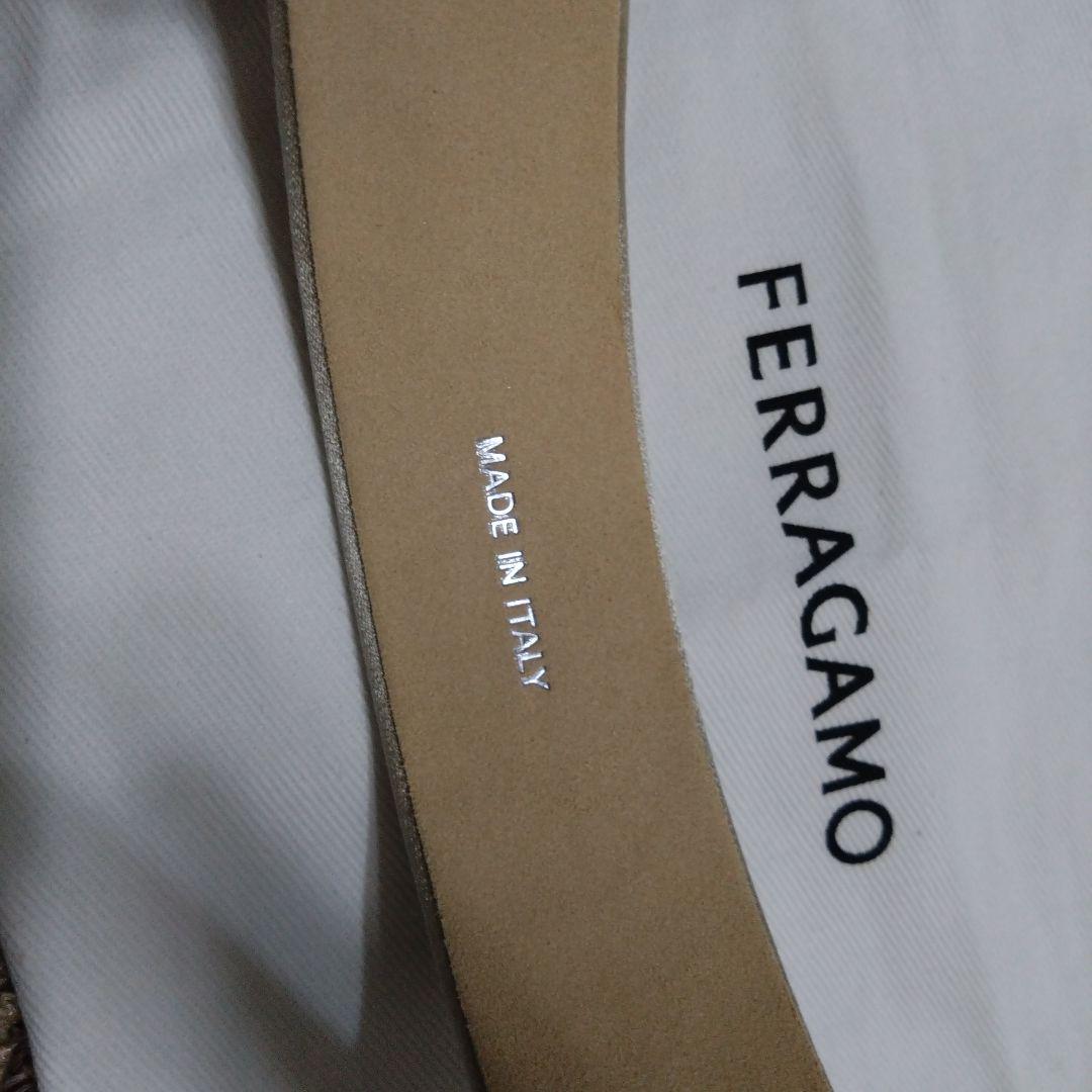 FERRAGAMO シルクサテンカチューシャ パールホワイト 新品未使用
