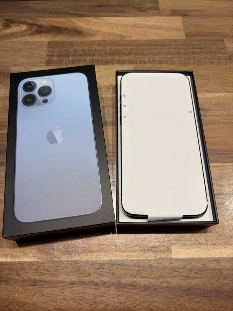 週末値下げ　iPhone13Pro MAX美品　256G シエラブルー 本体