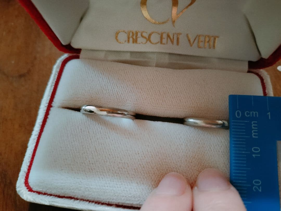 CRESCENT VERIT 　結婚指輪　pt1000 14号　4号
