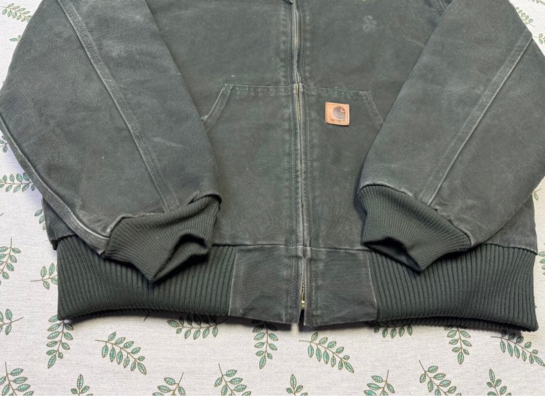 USA製 Carhartt アクティブジャケット　J130 MOS