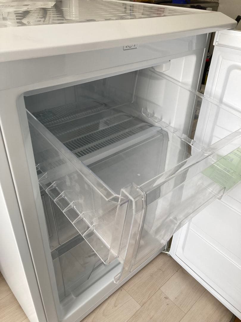 【2025年製】 comfee ノンフロン冷凍庫 86L