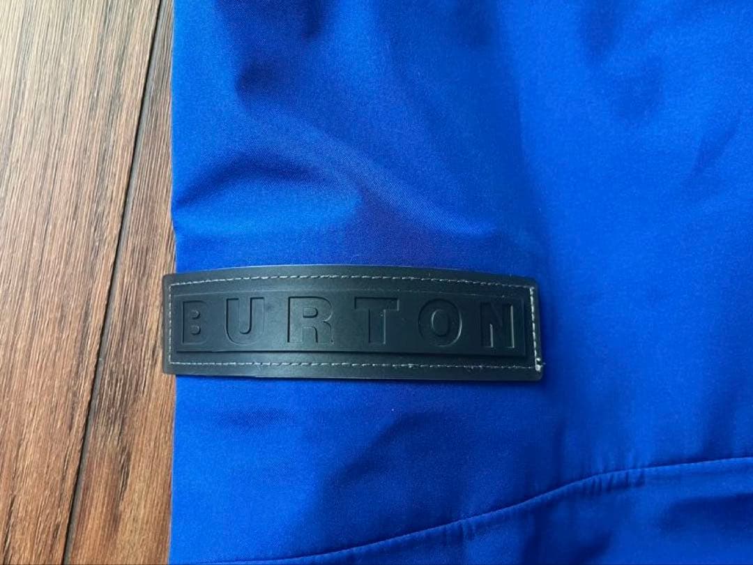 未使用品　BURTON GORE-TEX サスペンダー付きパンツ 青