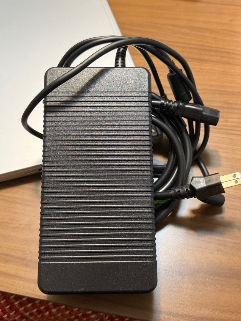 ゲーミングノートPC MECHREVO i7/3060/32GB/2k165Hz